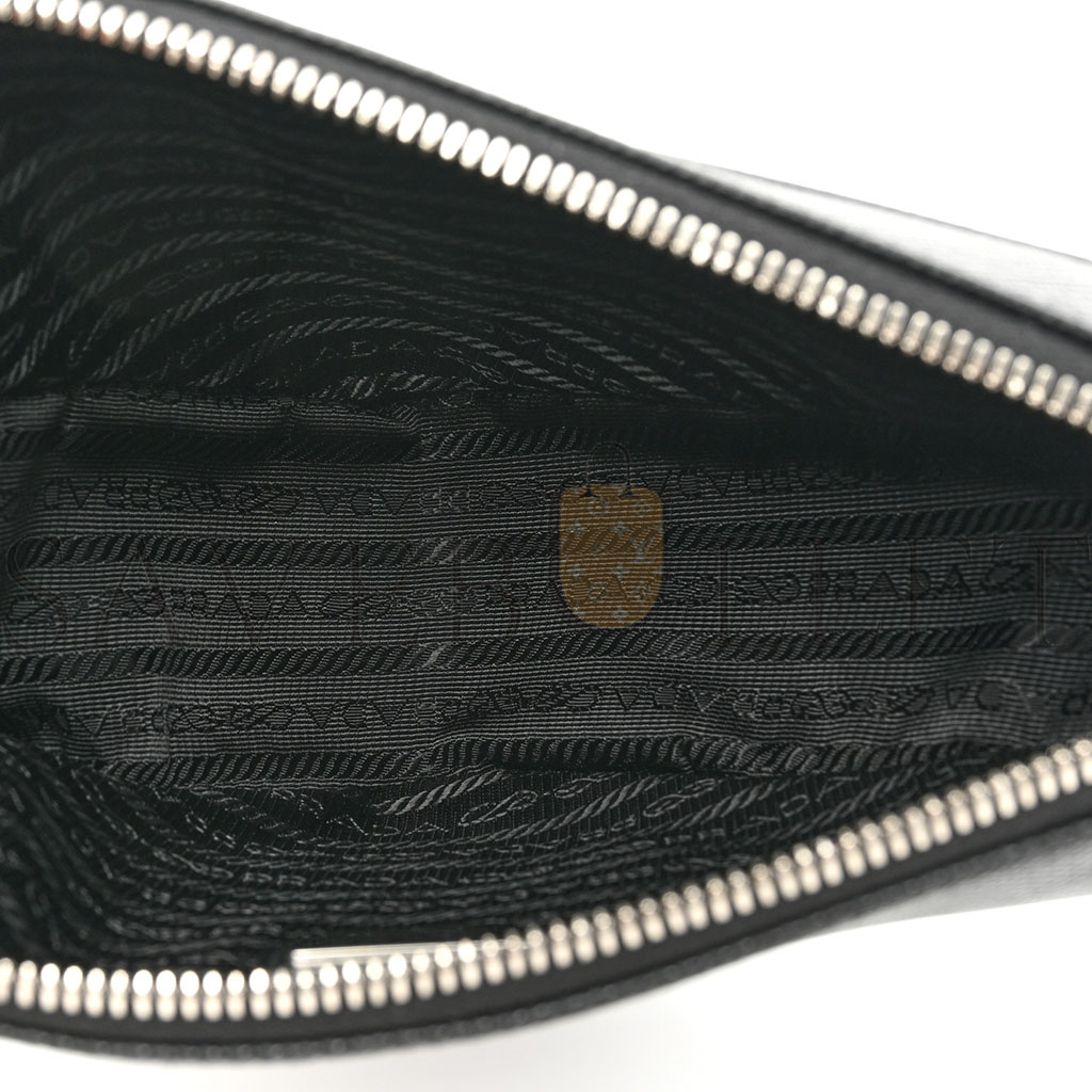 PRADA SAFFIANO TRIANGLE WRISTLET BLACK (27*15*8cm)